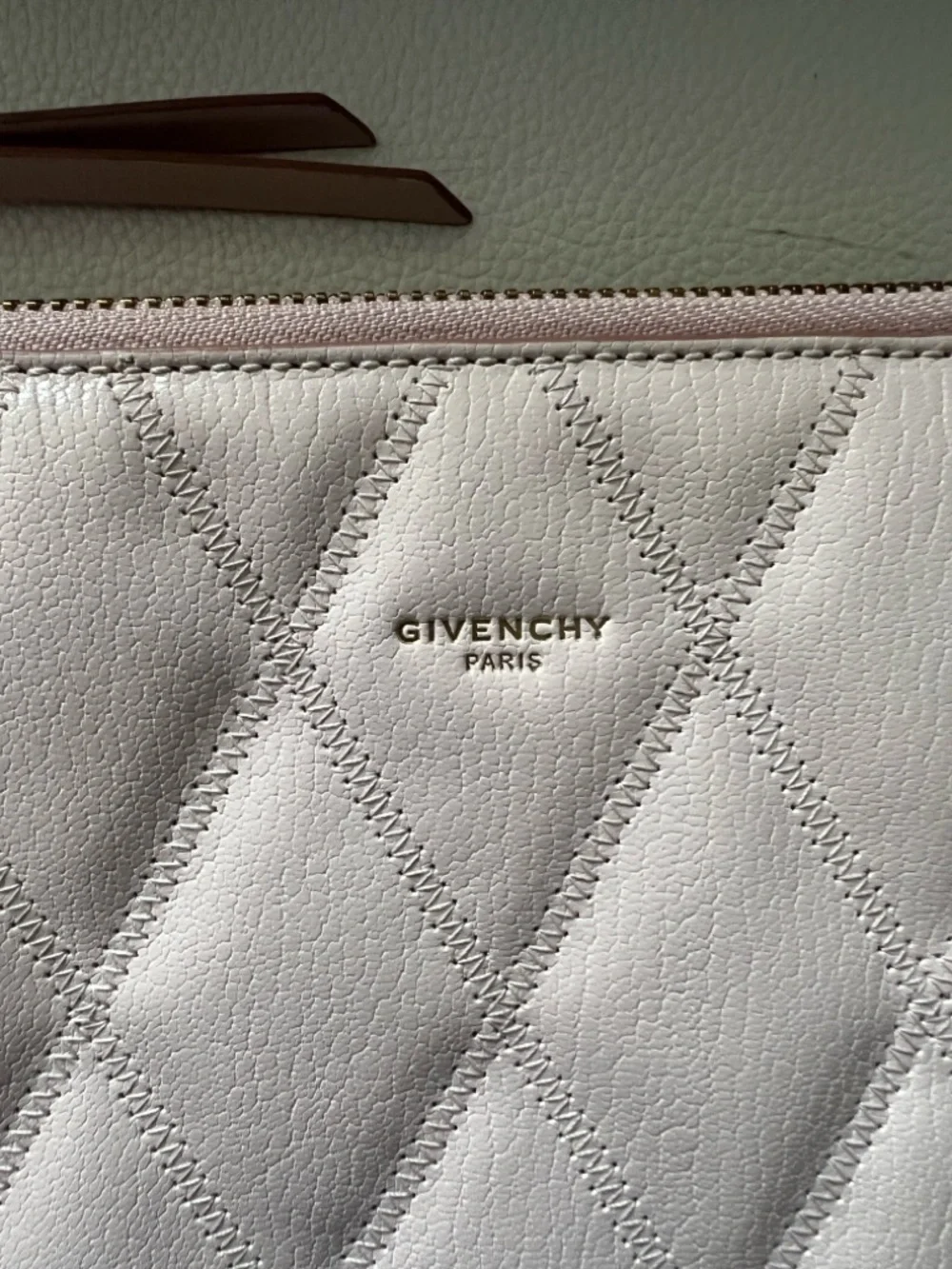 Givenchy Pouch Woman - Picture 2 of 10